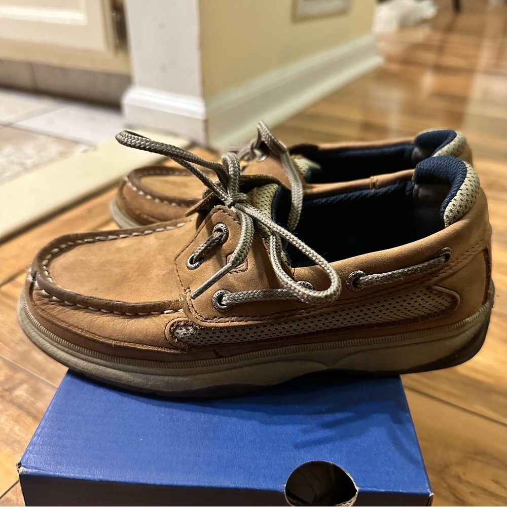Boys Sperry Boat Shoe US Size 1 M